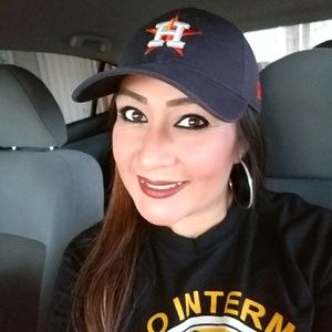 Meet your Posher, Estrella